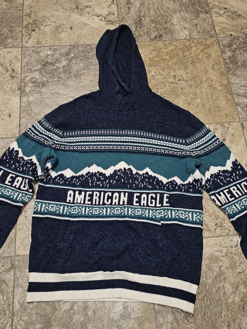 American Eagle Pullover Hooded sweater Logo Soft Men’s Sz L Graphic Mountains